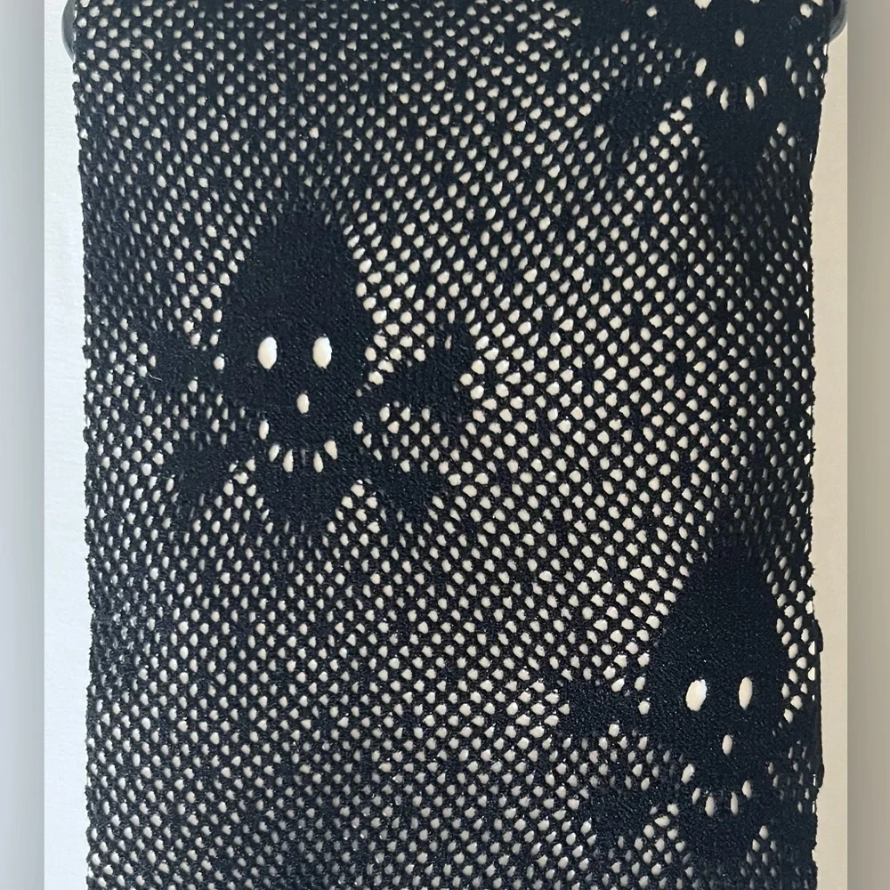 New Leg Avenue Black Micro Fishnet Skull Print Pantyhose One Size Weight 90-160